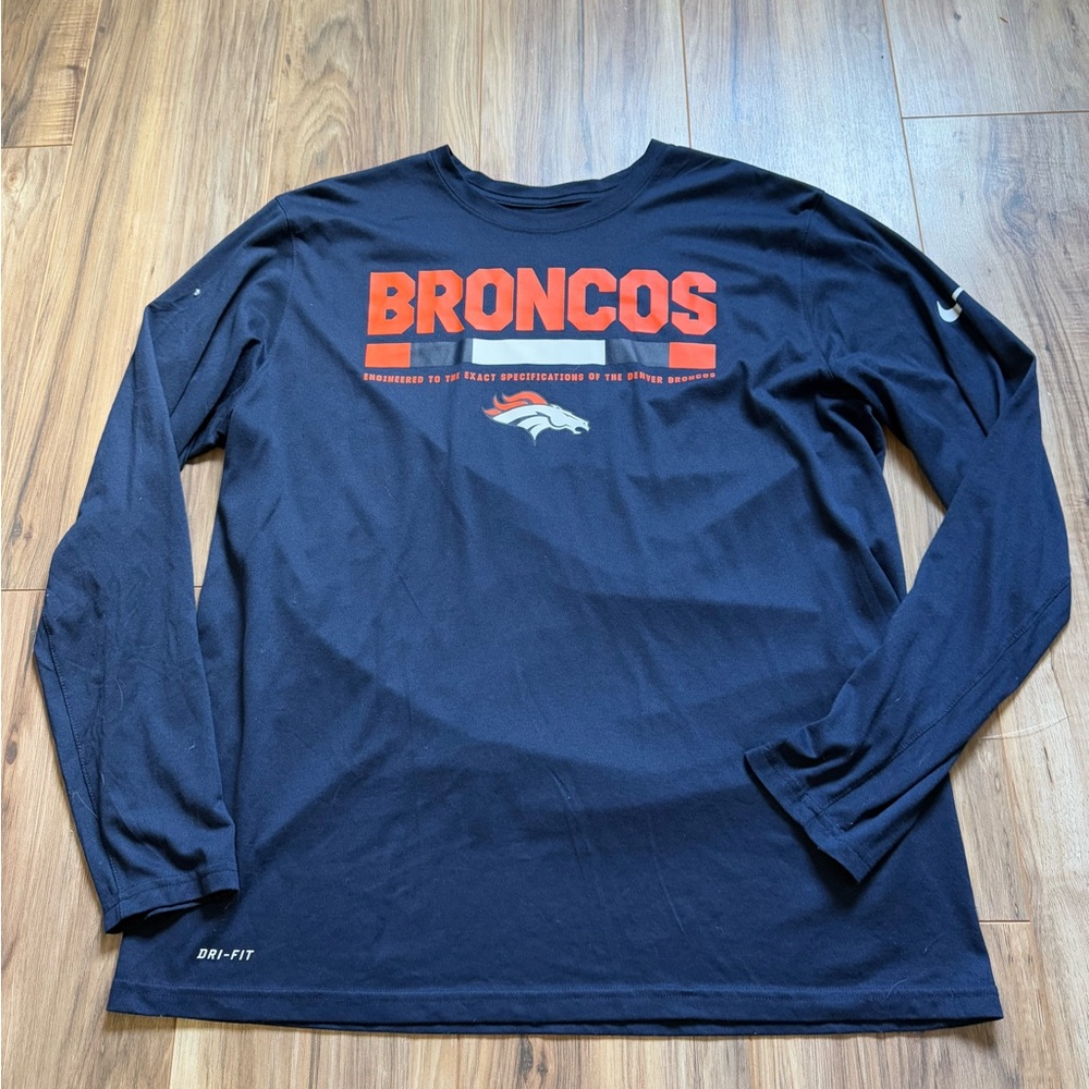 Nike Men's Black Broncos Long Sleeve Shirt